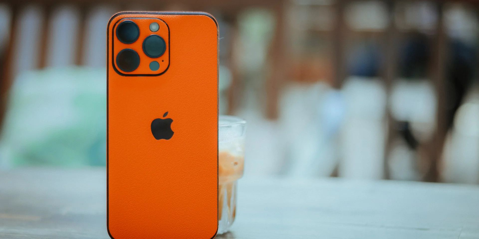 iPhone 17 в руках абонента T-Mobile