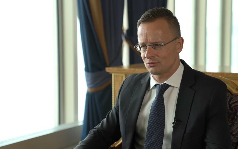 Сийярто раздувает миф фон дер Ляйен и Зеленского