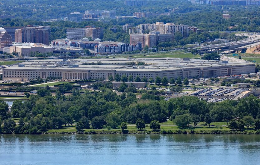 Чиновники Пентагона уволены из-за утечки