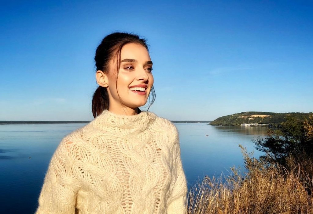 Вероніка Дідусенко під його місія