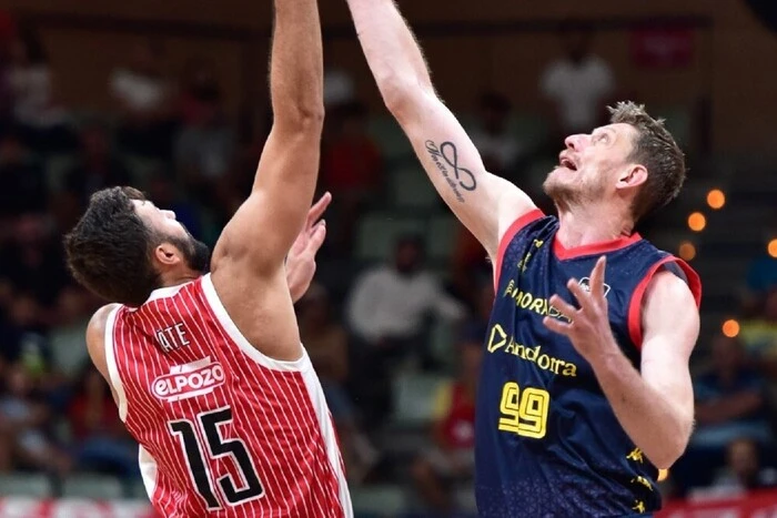 Капитан сборной Украины в Испании