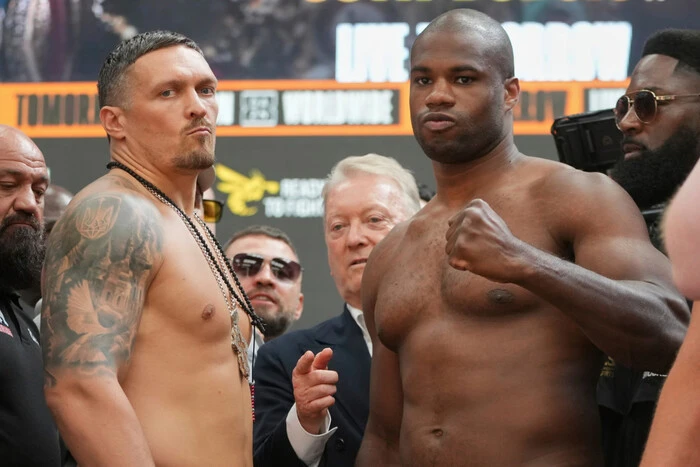 Усик отправил Дюбуа в нокаут