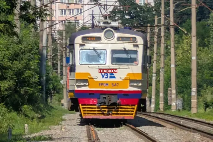 Затримки поїздів після обстрілів