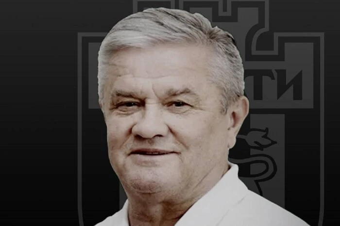 Изображение легендарного игрока футбольного клуба «Карпаты»