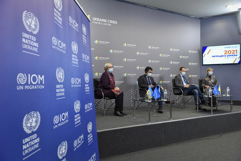 Проблеми працевлаштування українців за кордоном