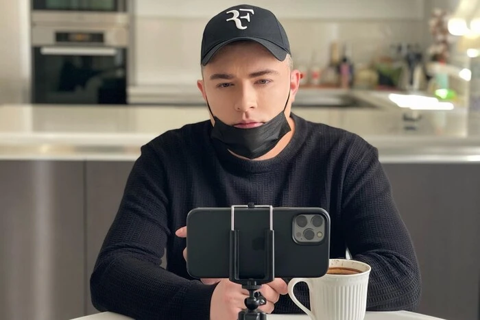 Данилко отримує вітання від зірок