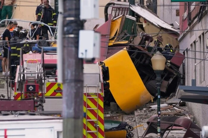 Аварія на фунікулері у Лісабоні