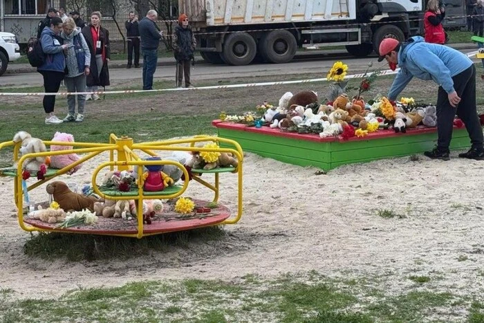 Уражені будинки та руїни в Кривому Розі