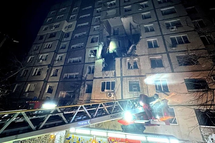 Ракетний удар по Дніпру - загиблий і поранені