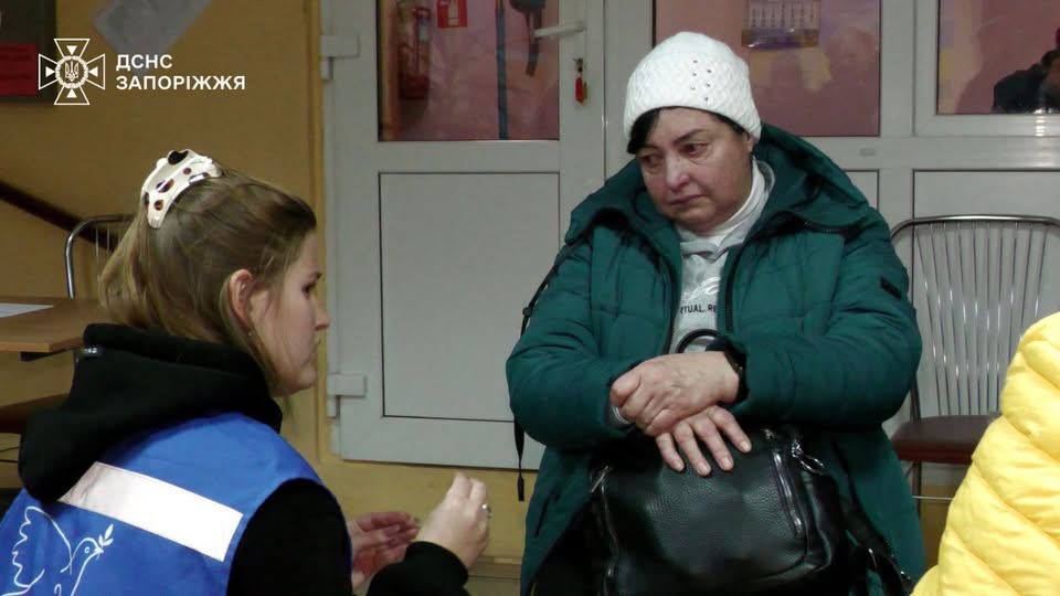 Evacuated from under fire family: 9-year-old girl promised to become a ...