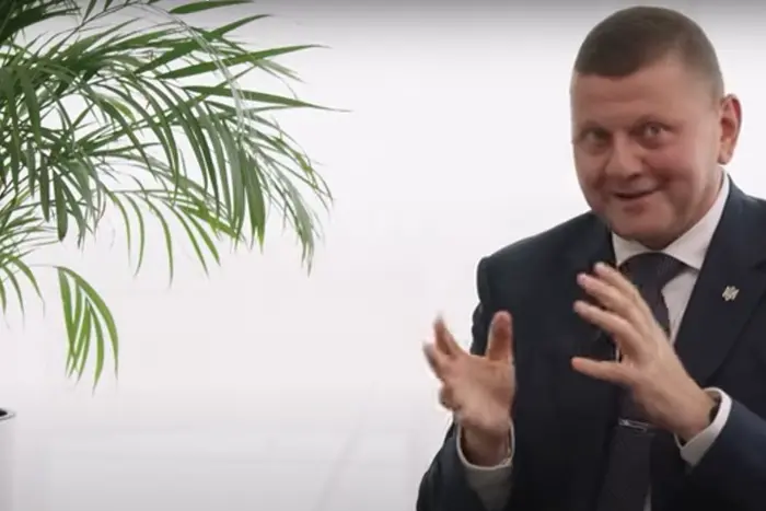 Учительница влияет на выбор профессии дочери