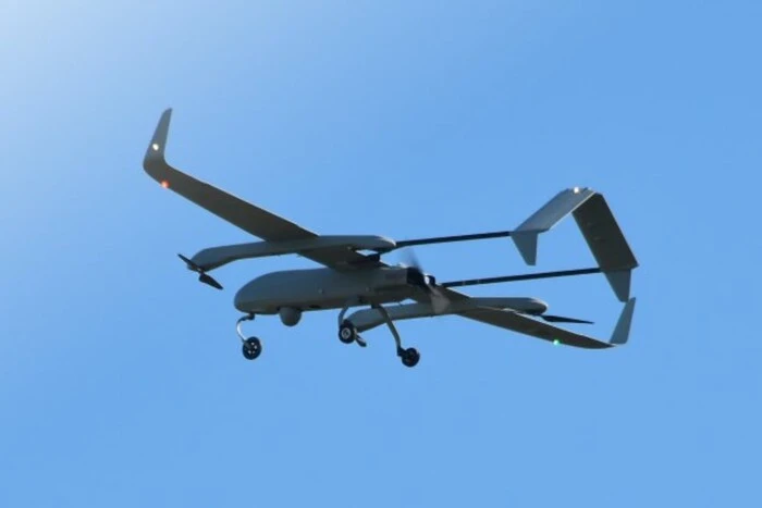 Дрони над полями України