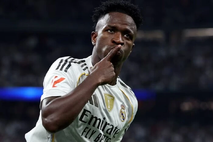 Вінісіус може перейти в інший клуб