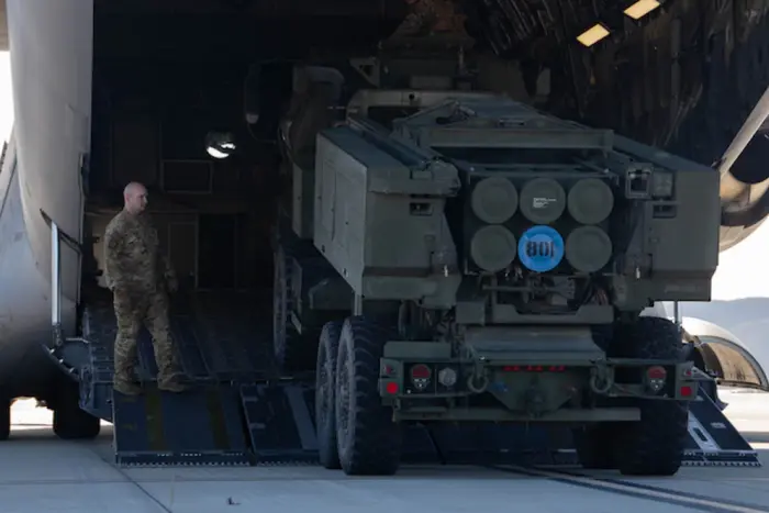 Зеленський та Трамп обговорюють допомогу Україні