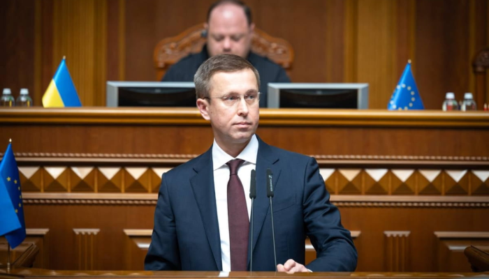 Деньги на оборону: правительство вводит экономию