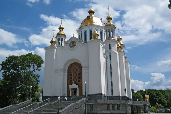 О переходе приходов Московской церкви в ПЦУ