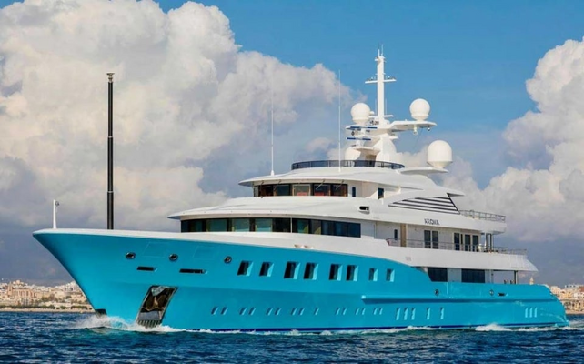 Конфіскована яхта путінського олігарха на аукціоні