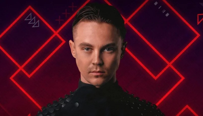 Artem Pivovarov