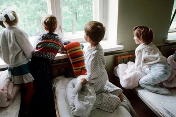 Оккупанты используют детей как прикрытие