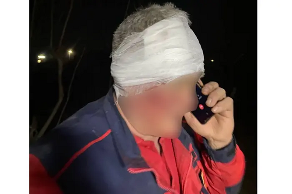 Медики со ущербом от пациента