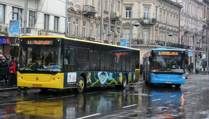 Украинские пенсионеры на автобусе