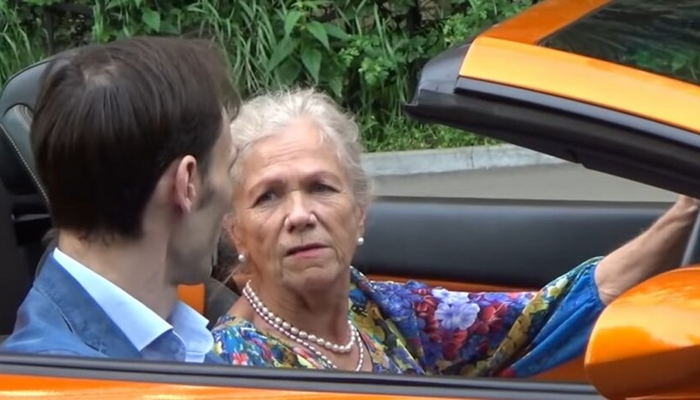 Лишь зрелому возрасту: ограничения автомобильного управления