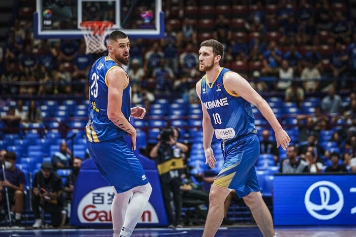 Українські баскетболісти з НБА національної команди