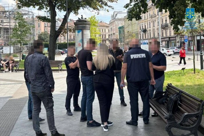 Экспреподаватель за $18 тысяч во Львове