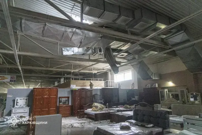 Зеленский ведет военное совещание