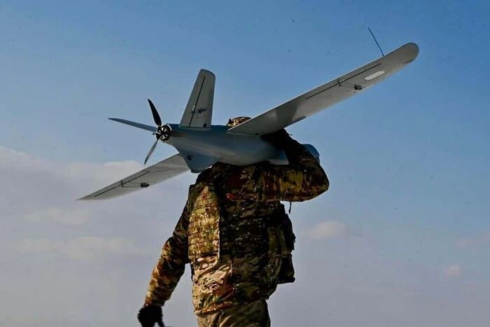 Зеленский объясняет сделку с США