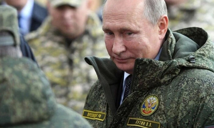 Russia in G7 threat rating