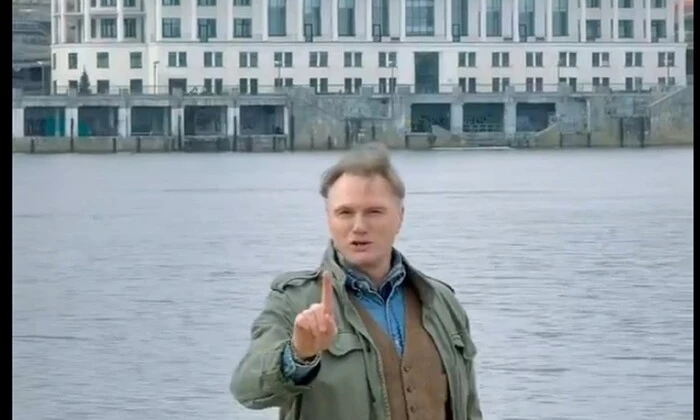 Yevhen Ribchynsky sings 'Береги' song