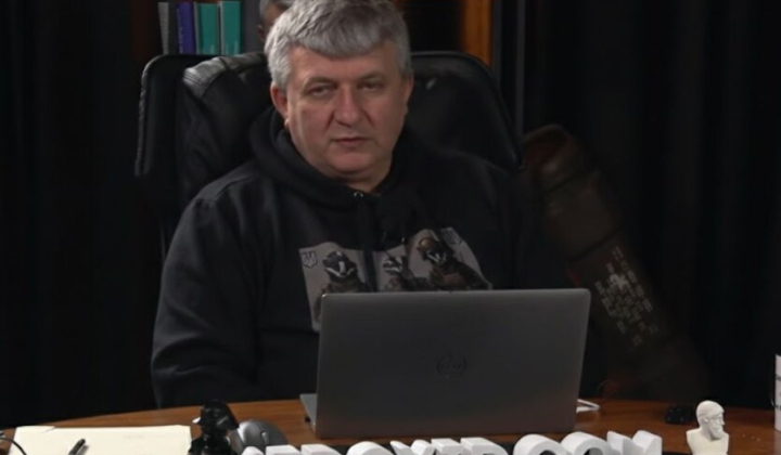 Expert's opinion on political negotiations