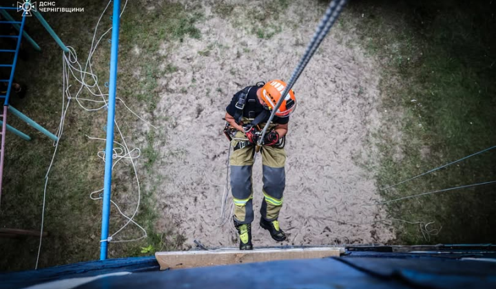 Evacuation from height in Chernihiv region