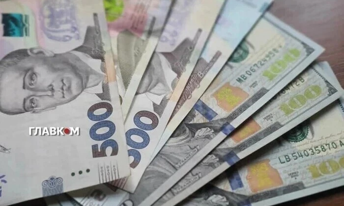 Курс долара пішов угору