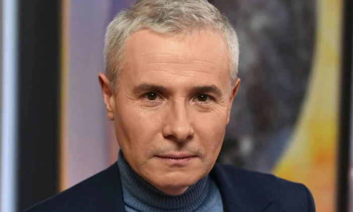 TV host with vitiligo