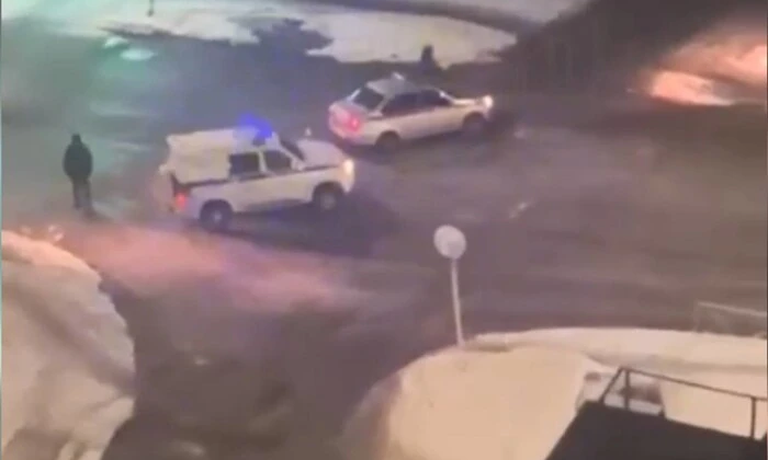 Невідомий збирається стріляти у Мурманську