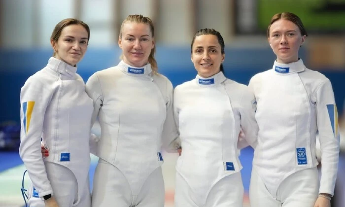 Ukrainian fencers with bronze medals