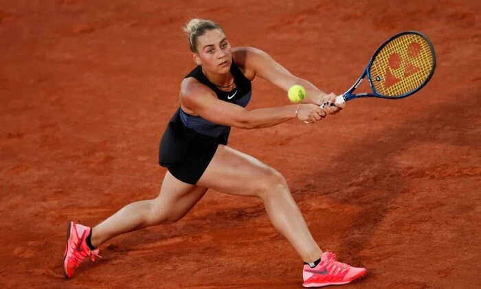 Марта Костюк перемагає на Roland Garros