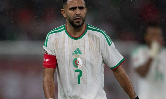 Mahrez ending career in Algerian national team