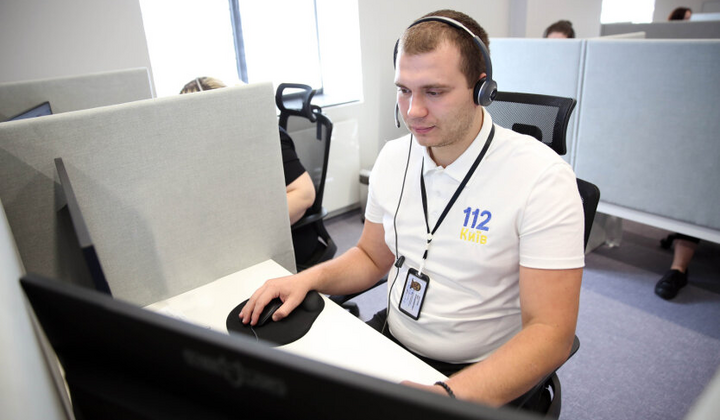 Оператори служби 112 обробили мільйони викликів