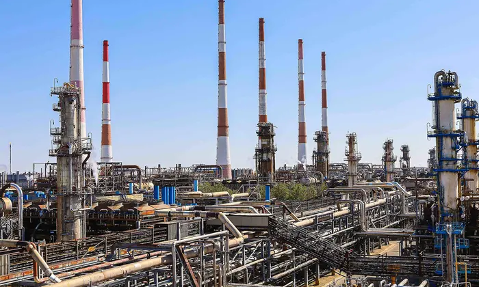 Астраханський газопереробний завод в РФ