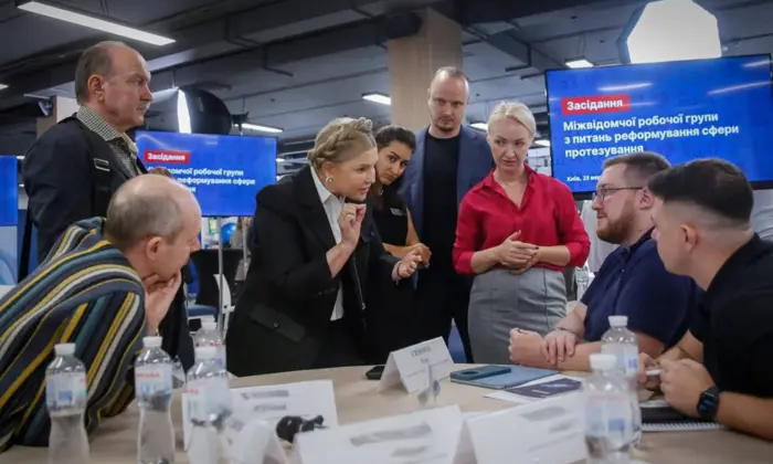 Тимошенко та доброволець ЗСУ сперечалися