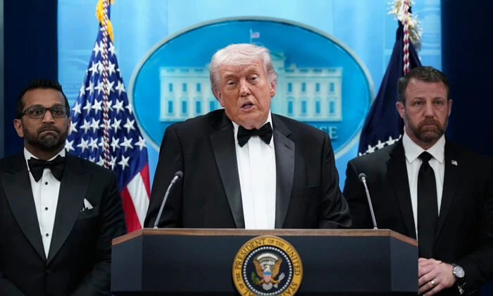 Евакуація Трампа та топчиновників під час стрілянини