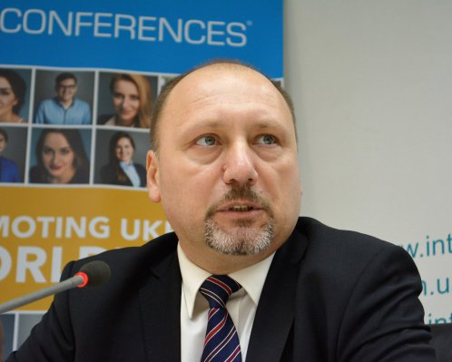 Ураган руйнує підземний об'єкт в РФ