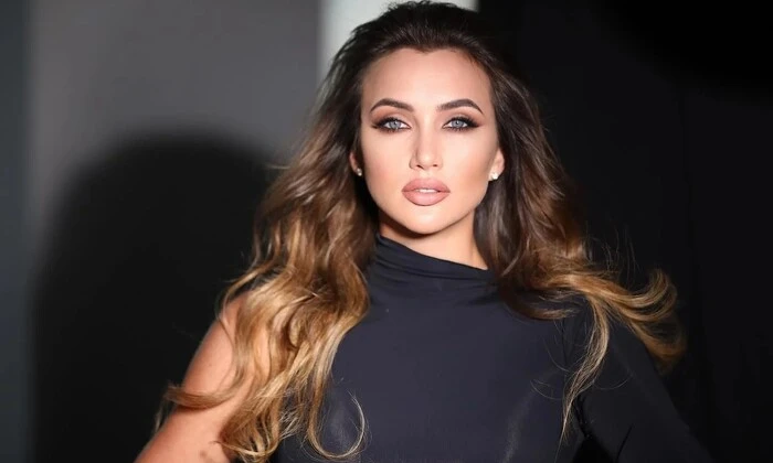 Гімнастка розповідає про пропозицію за ескорт