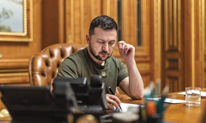 Зеленський вводить санкції проти бізнесмена