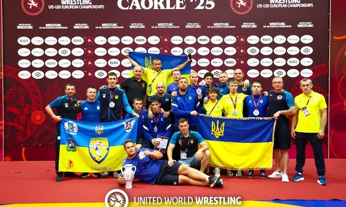 Украина завоевала семь наград на чемпионате Европы по греко-римской борьбе U20
