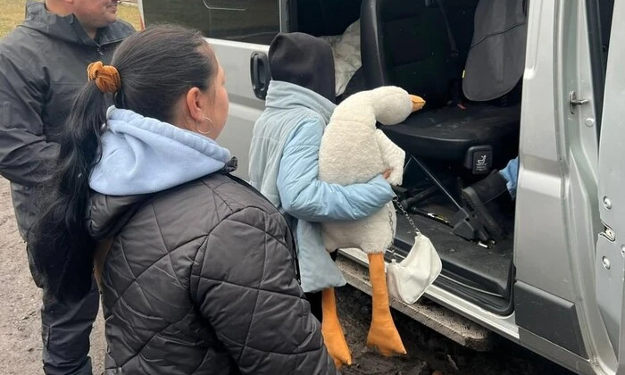 Діти евакуйовані із прифронтових сіл на Дніпропетровщині