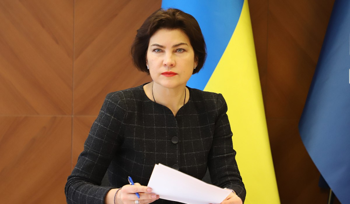Генпрокурор Ирина Венедиктова обвиняет мэра Одессы Геннадия Труханова